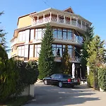 Konti Korce