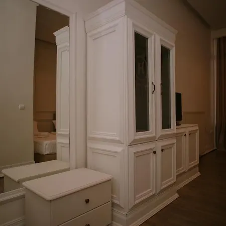Konti Hotel 3*
