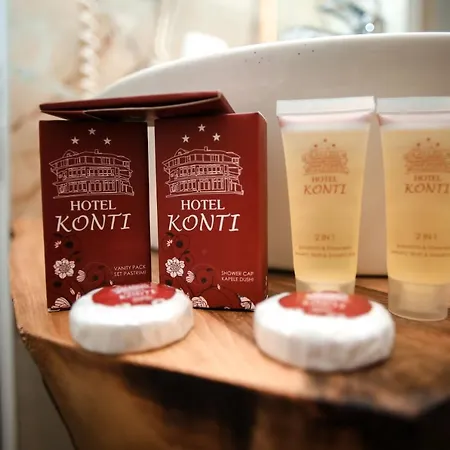 酒店 Konti