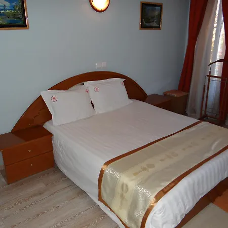 Konti Korce